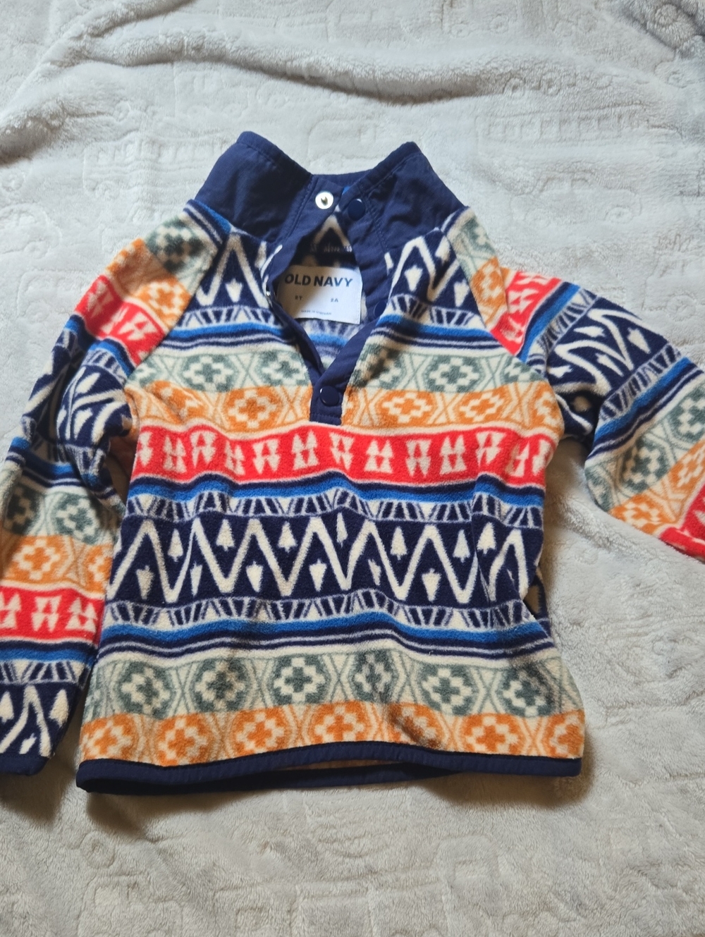 Old Navy Kids Navy Multicolor Geometric Fleece Pullover
